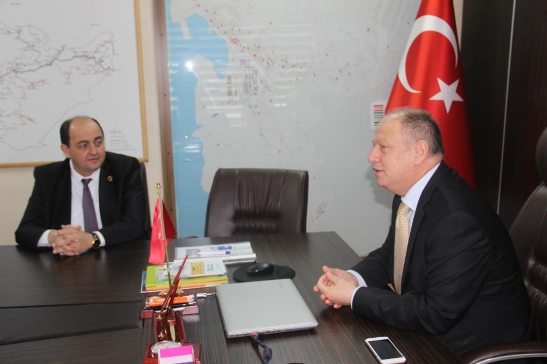 &ldquo;G&uuml;l&uuml;&ccedil; il&ccedil;e olmayı hak ediyor&rdquo;