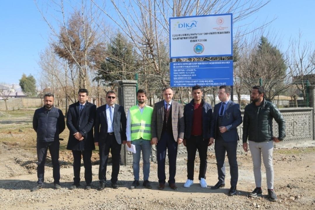 Silopi Belediyesinden Cumhuriyet Mahallesine park