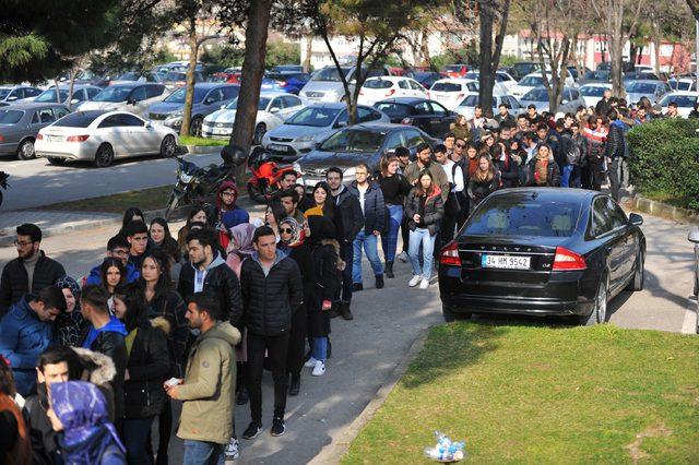 Bursa'da, Cem Yılmaz izdihamı