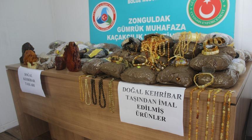 Zonguldak g&uuml;mr&uuml;ğ&uuml;nde ka&ccedil;ak kehribar taşı operasyonu