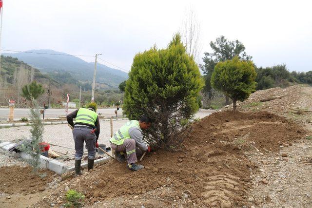 Turgutlu Belediyesinden yeşillendirme çalışması