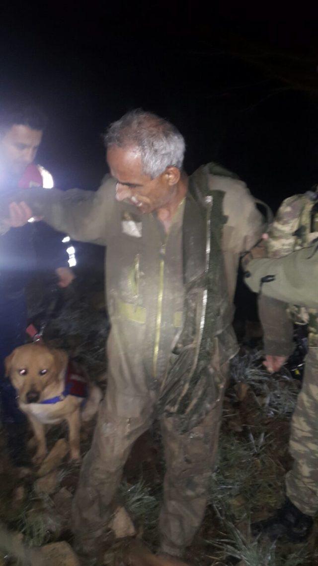 Hatay'da düşen Suriye savaş uçağının pilotuna beraat