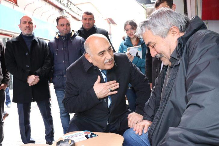 Şahin’e esnaflardan sıcak ilgi G3