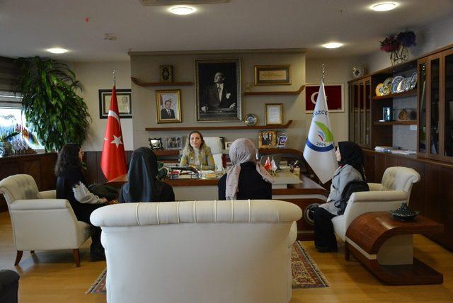 Düzce Üniversitesi bunu hep yapıyor