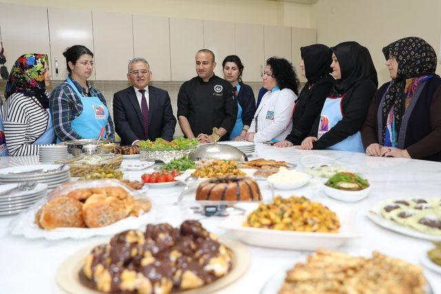 Başkan Büyükkılıç: “Glutensiz ürünler için aşçılık eğitimi”