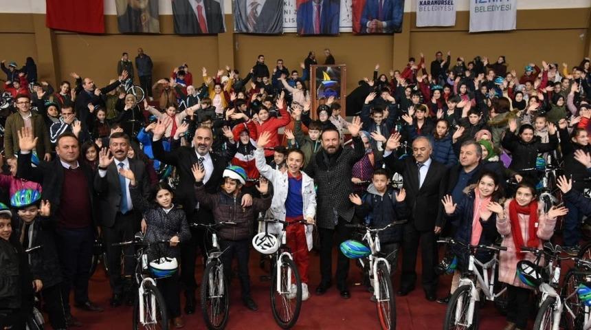 Kocaeli&rsquo;de 635 &ouml;ğrenci bisikletlerine kavuştu