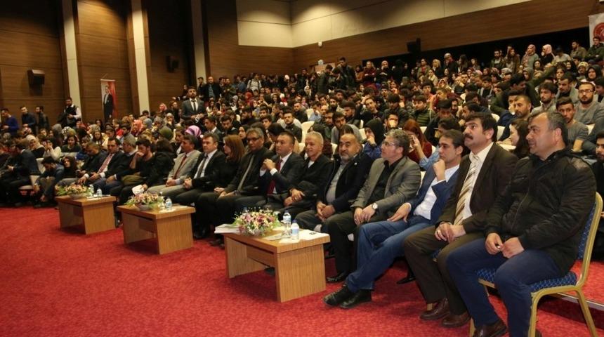 Hocalı Soykırımı 27. yıld&ouml;n&uuml;m&uuml;nde NEV&Uuml;&rsquo;de anıldı