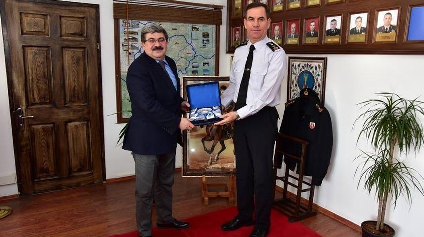 Başkan Can, Jandarma Komutanı Ağaoğlu ile bir araya geldi