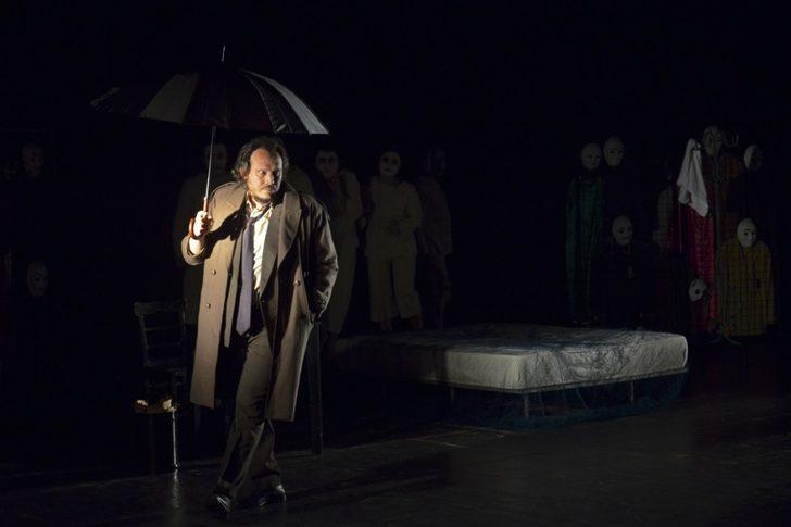 Maltepe Belediye Tiyatrosu yeni oyunu “Deli” ile sahne aldı G1