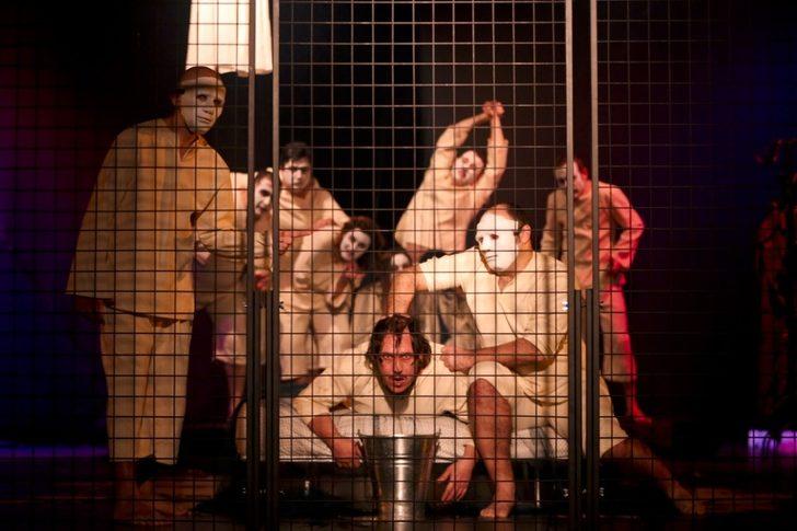 Maltepe Belediye Tiyatrosu yeni oyunu “Deli” ile sahne aldı G5