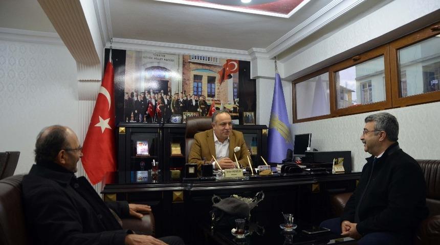 BTP Adayı &Ouml;zkar, KESOB&rsquo;u ziyaret etti