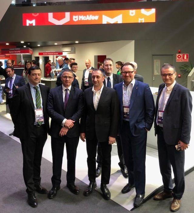 T&uuml;rk Telekom &rsquo;G&uuml;venli Aile&rsquo; uygulamasını Mobil D&uuml;nya Kongresi&rsquo;nde duyurdu 1