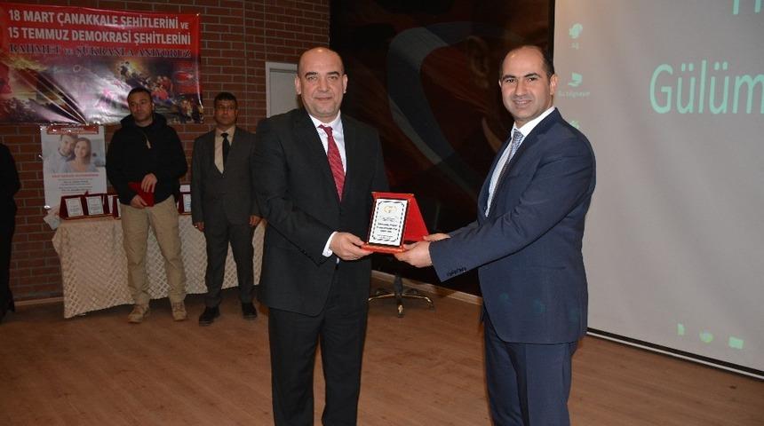 Kaymakam Işıktaş&rsquo;a en iyi idareci &ouml;d&uuml;l&uuml;