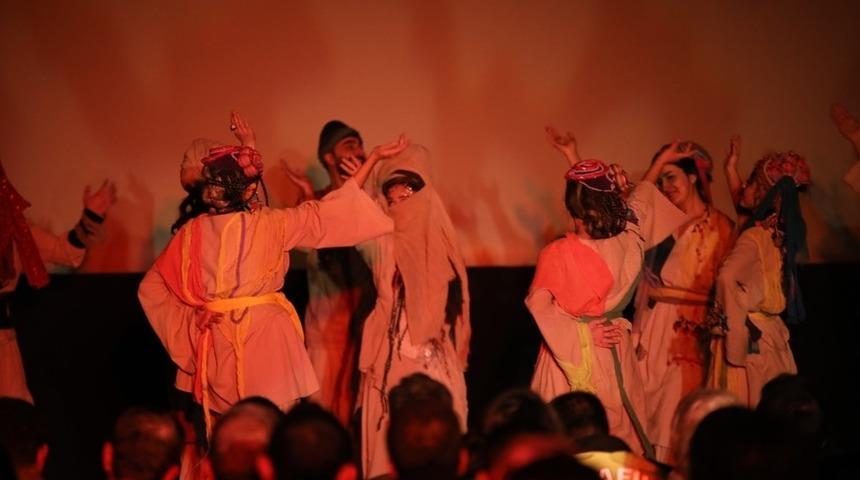 2. Geleneksel Nergis Festivali tiyatro oyunu ile sona erdi