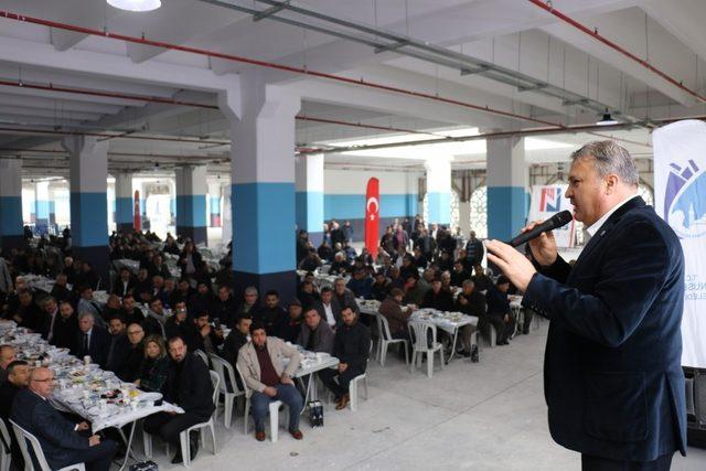 Başkan Çerçi, ’Millet Çarşısı’nda pazarcıları ağırladı