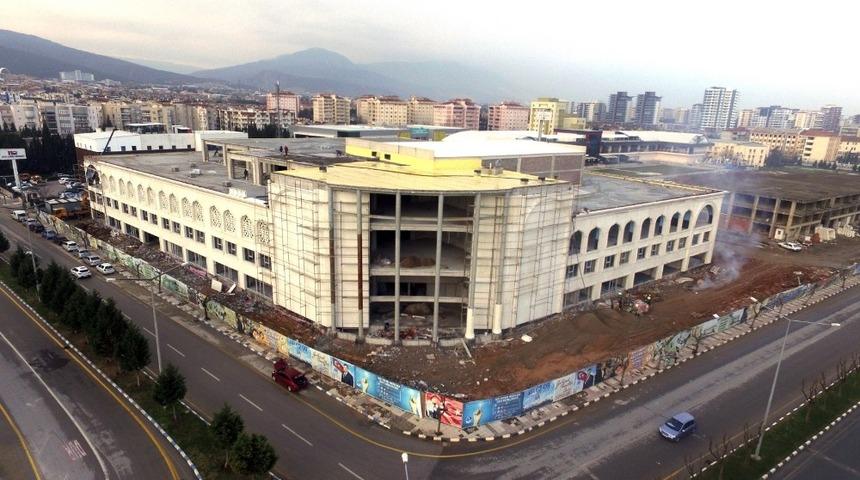 Başkan &Ccedil;er&ccedil;i, &rsquo;Millet &Ccedil;arşısı&rsquo;nda pazarcıları ağırladı