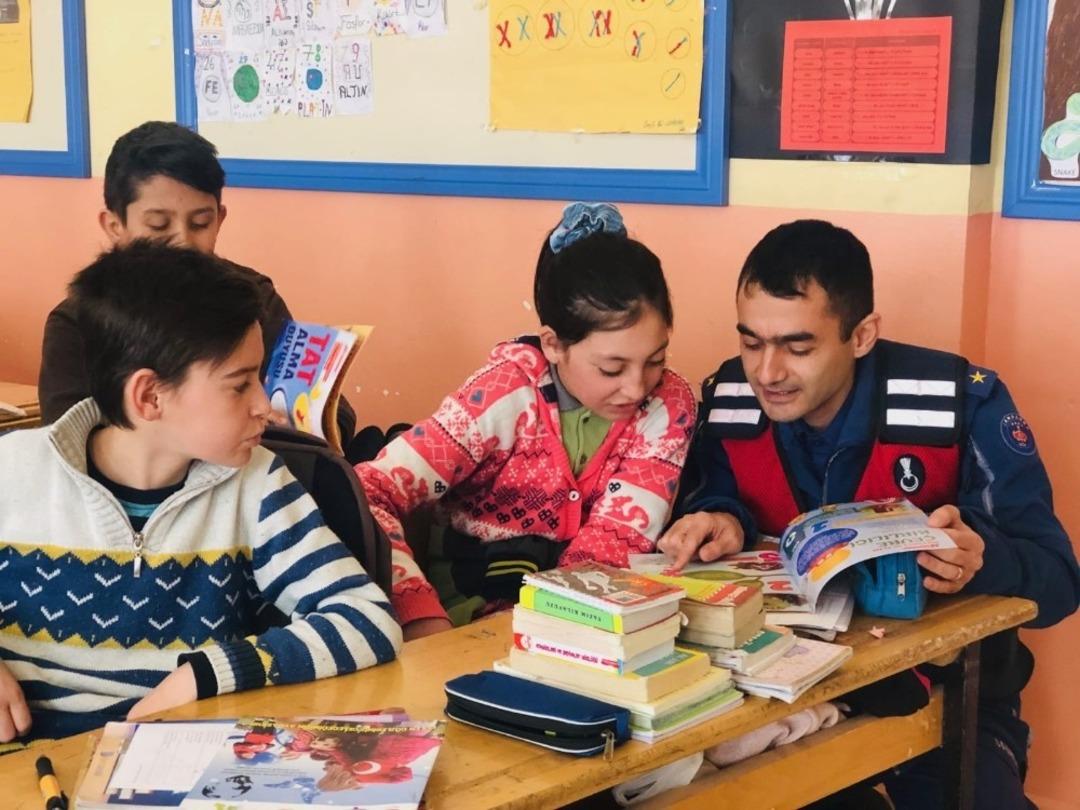 &ldquo;Dersimiz Jandarma&rdquo; projesi uygulandı