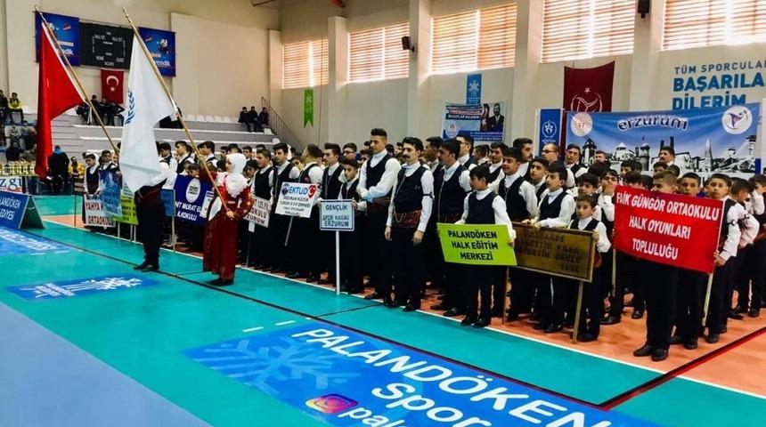 Erzurum&rsquo;da halk oyunları m&uuml;sabakaları d&uuml;zenlendi