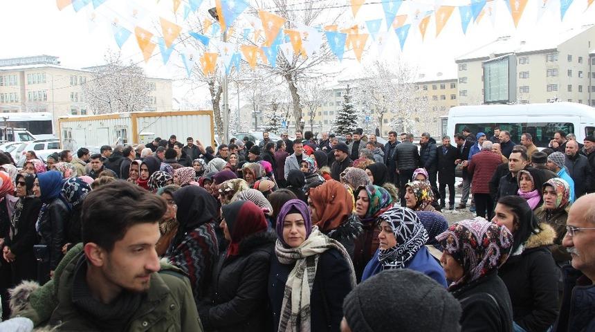 AK Parti Paland&ouml;ken Se&ccedil;im Koordinasyon Merkezi a&ccedil;ıldı