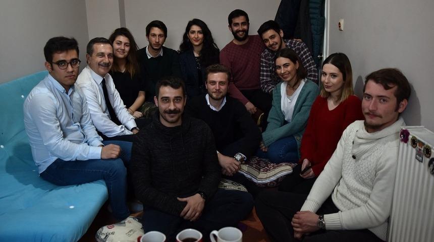 Başkan Ata&ccedil; &ouml;ğrenci evine konuk oldu