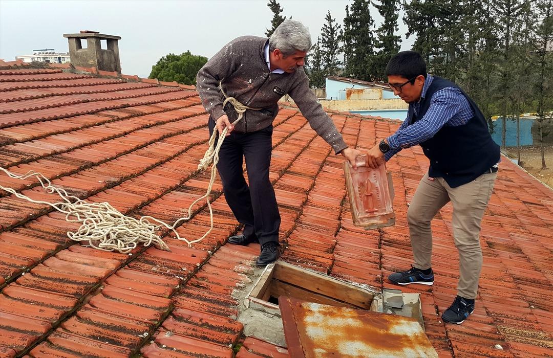 'Devlete fazla y&uuml;k olmasın' diye okulu kendileri onardılar 