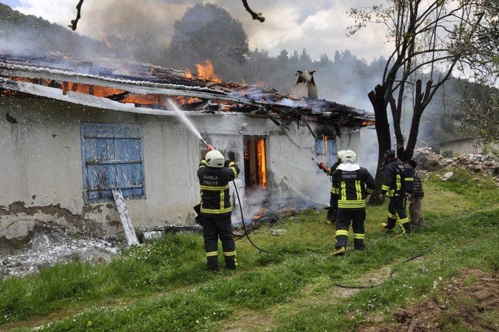 Büyükşehir itfaiyesi 18 bin 430 olaya müdahale etti G2