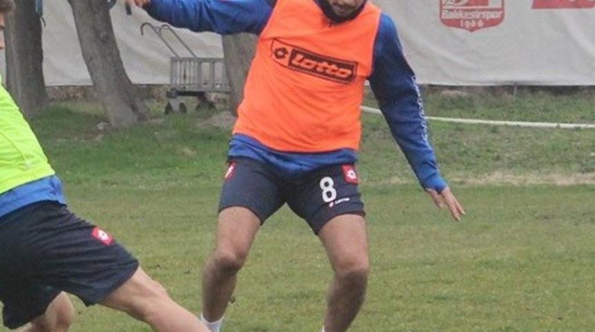 Elazığspor&rsquo;da Ahmet Burak 4-5 hafta sahalardan uzak kalacak