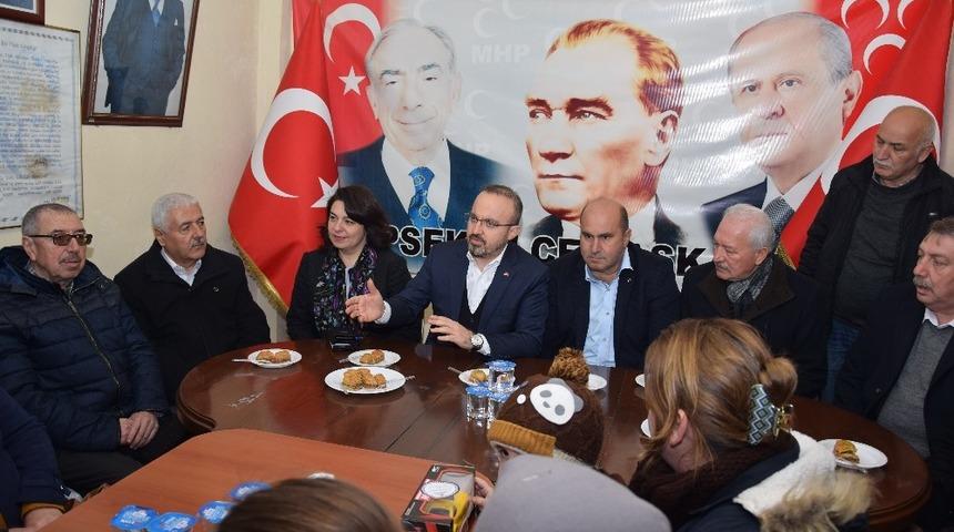 AK Parti Grup Başkanvekili Turan MHP Lapseki İl&ccedil;e Teşkilatını ziyaret etti