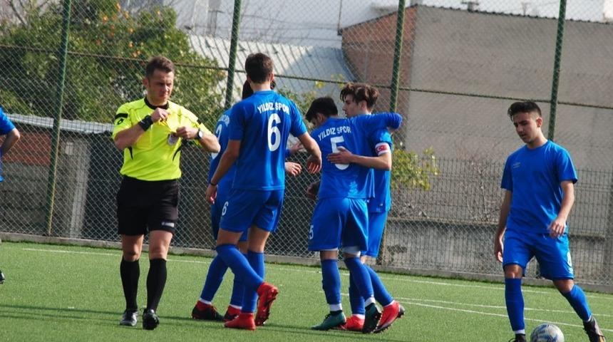 Yıldızspor U-17 Takımı Türkiye Şampiyonasına gitmeyi garantiledi
