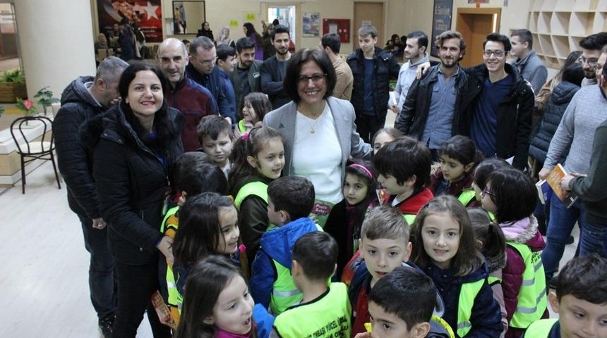 Minikler Eğitim Fak&uuml;ltesinde