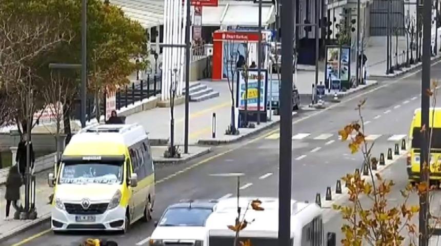 Van ve Bitlis&rsquo;teki trafik kazaları şehir polis kameralarına takıldı