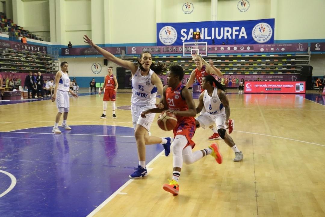 Mersin B&uuml;y&uuml;kşehir Belediyespor final finalde