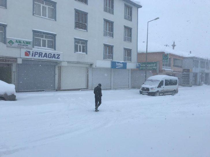 İlçede hayat durdu!  G5