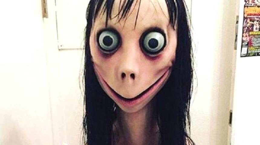 Momo krizi b&uuml;y&uuml;yor! Bu kez 5 yaşındaki kızın beynini yıkadı