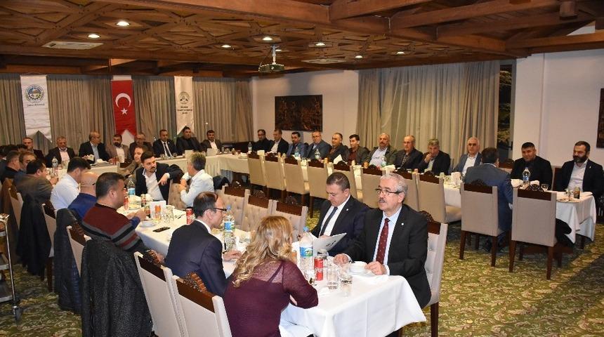 ATSO ve ATB &uuml;yeleri m&uuml;şterek toplantıda bir araya geldi