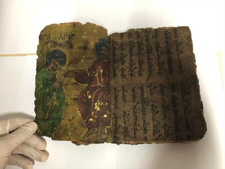 Diyarbakır'da 800 yıllık İbranice kitap ele geçirildi  G3