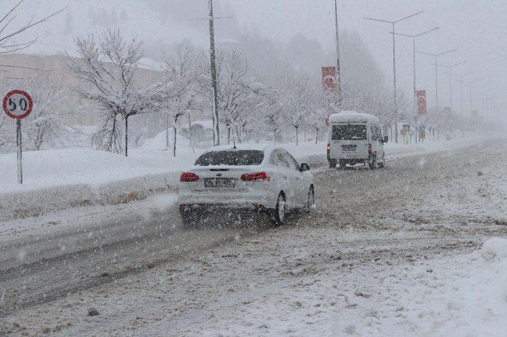 Bitlis’te 188 köy yolu ulaşıma kapandı G5