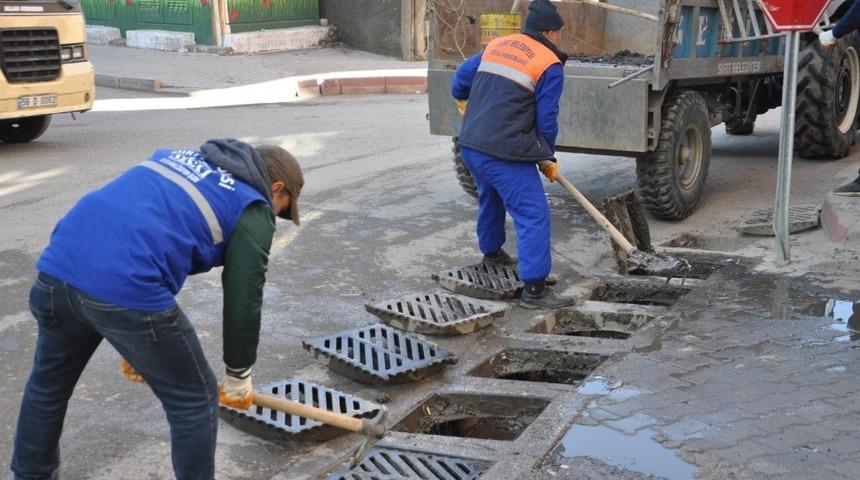 Siirt&rsquo;te mazgal ve r&ouml;garlar temizleniyor