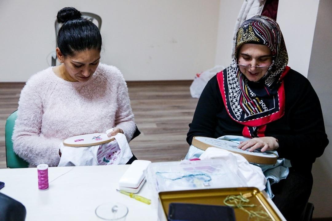 Maltepe Belediyesi&rsquo;nden kadınlara kurs desteği