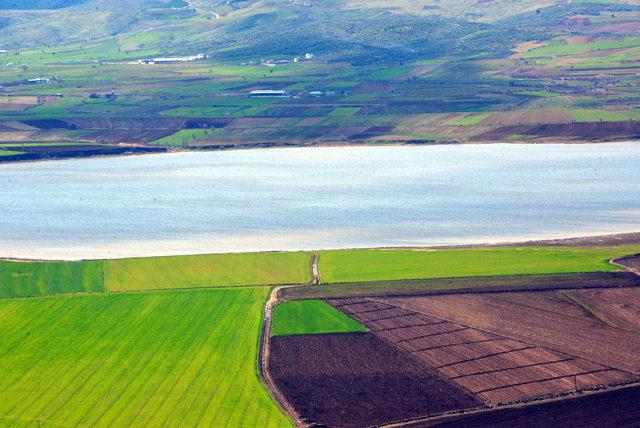 Kahramanmaraş'ta Sır Barajı'nda su seviyesi arttı, valilik çiftçileri uyardı