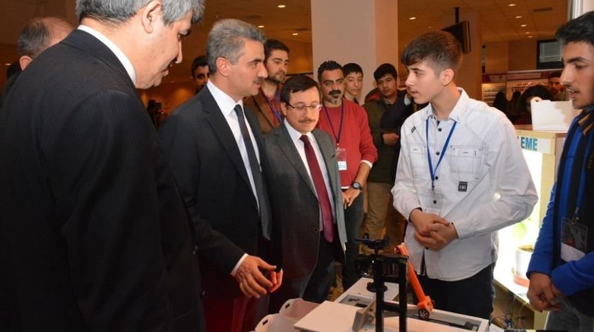 T&Uuml;BİTAK b&ouml;lge sergisi İn&ouml;n&uuml;&rsquo;de a&ccedil;ıldı