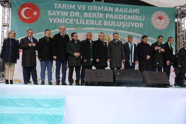 Bakan Pakdemirli, Yenice’ye müjdelerle geldi