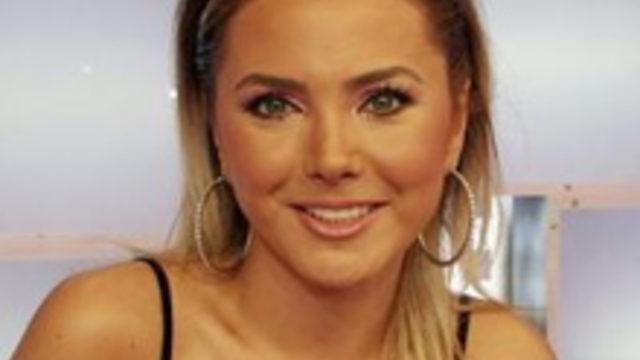 Ece Erken Şans Parasi Almış