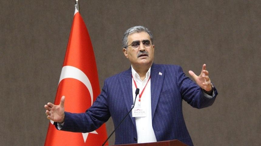 Konuk: &ldquo;Ekonomiyi istikrar b&uuml;y&uuml;t&uuml;r, &uuml;retime bilim boyut atlattırır&rdquo;