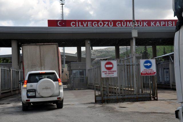 BM’den İdlib’e 23 TIR insani yardım