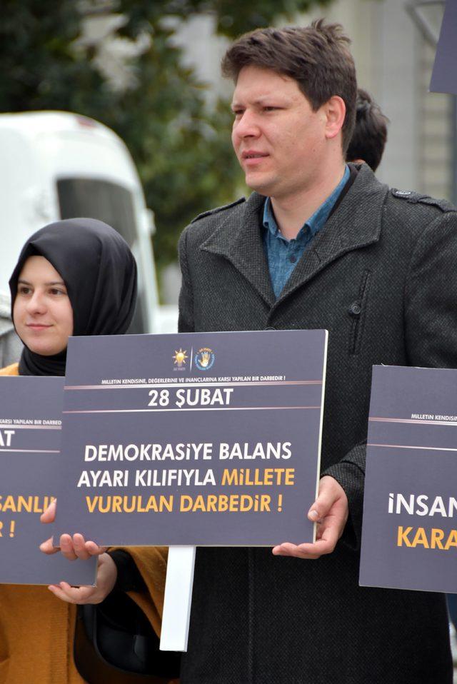 İzmir'de AK Parti’den 28 Şubat tepkisi