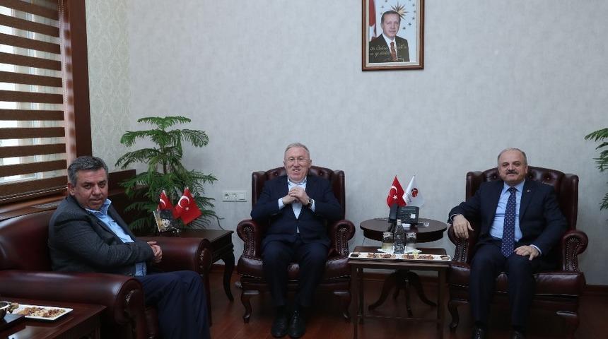 Vali &Ccedil;akacak, Tokyo B&uuml;y&uuml;kel&ccedil;isi Mercan&rsquo;ı ağırladı