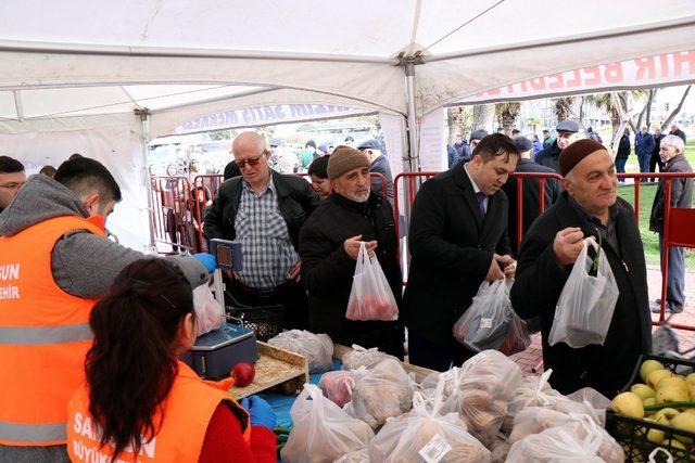 Samsun’da tanzimde ilk gün 11 ton ürün satıldı