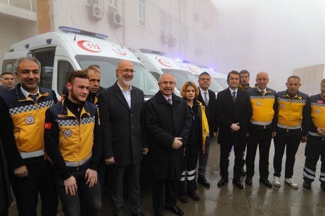 Mardin’de tam donanımlı 8 ambulans hizmete girdi