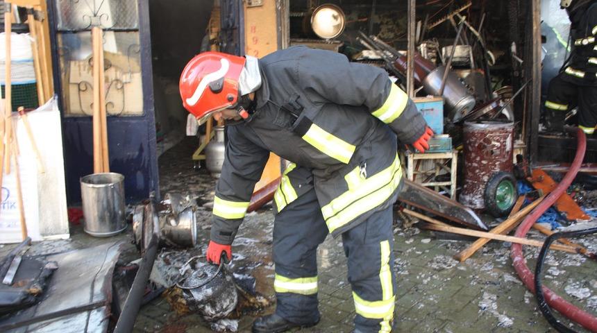 Nalbur yangında k&uuml;l oldu